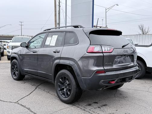2022 Jeep Cherokee Trailhawk