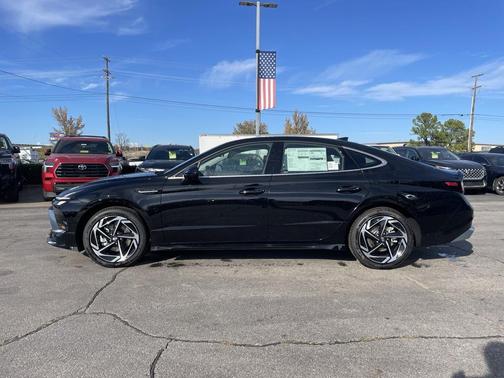 2026 Hyundai SONATA SEL