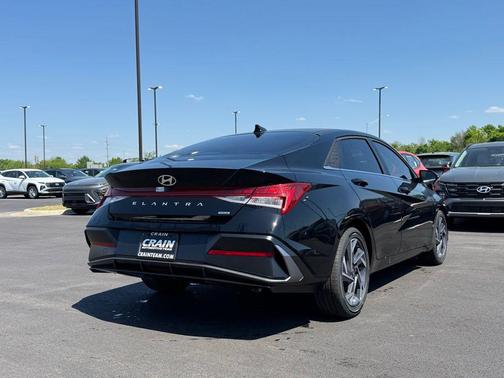 2026 Hyundai ELANTRA HEV Limited