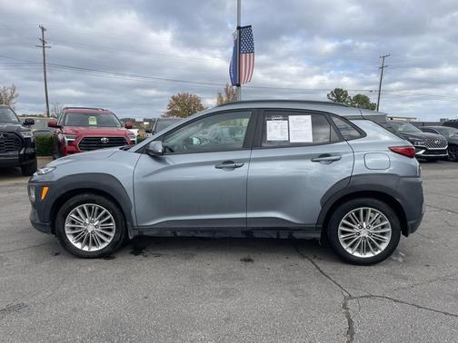 2020 Hyundai KONA SEL