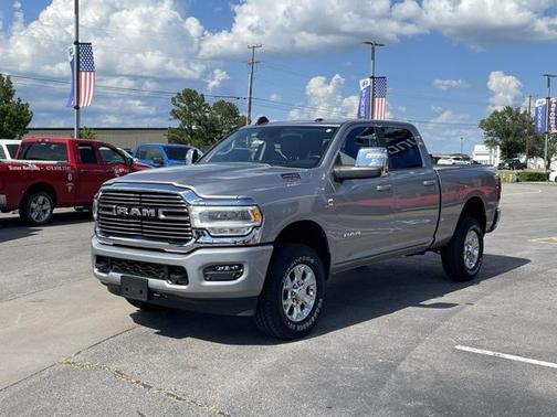 2024 RAM 2500 Laramie Crew Cab 4x4 6'4' Box