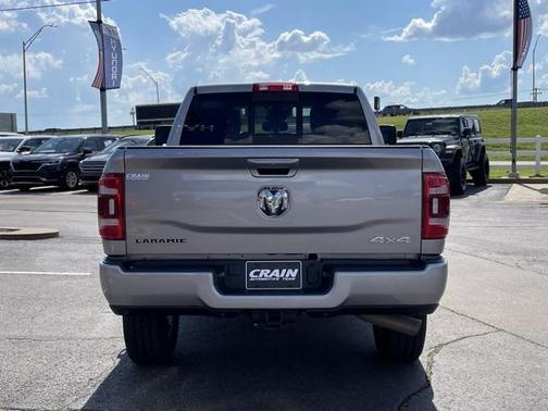 2024 RAM 2500 Laramie Crew Cab 4x4 6'4' Box