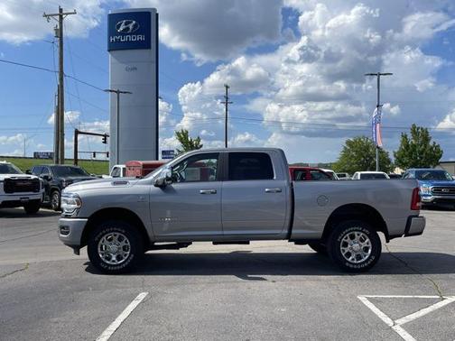 2024 RAM 2500 Laramie Crew Cab 4x4 6'4' Box