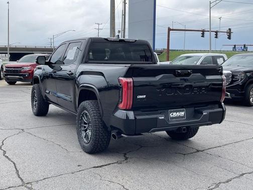 2023 Toyota Tundra Hybrid Platinum