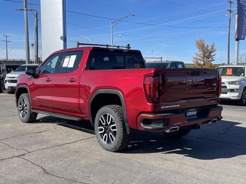 2023 GMC Sierra 1500 AT4