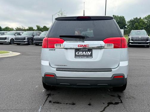 Quicksilver Metallic 2011 GMC Terrain SLE-1