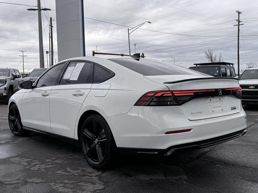 2023 Honda Accord Hybrid Sport-L