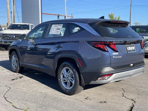 2026 Hyundai TUCSON SE