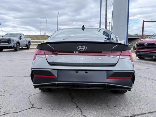 2026 Hyundai ELANTRA Sport