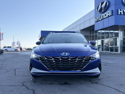 2023 Hyundai ELANTRA HEV Limited