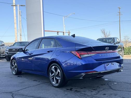 2023 Hyundai ELANTRA HEV Limited