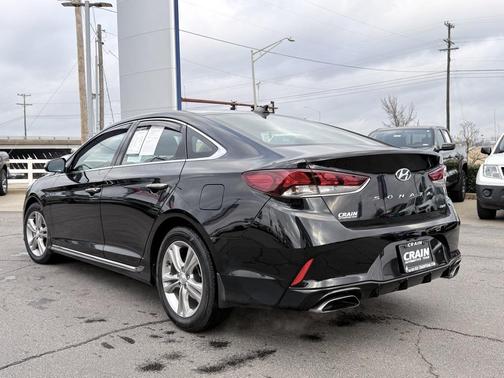 2019 Hyundai SONATA Sport