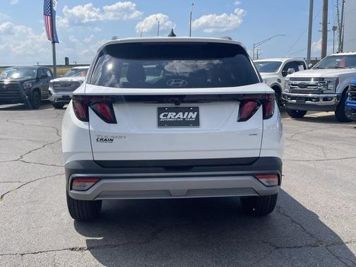 2026 Hyundai TUCSON SEL