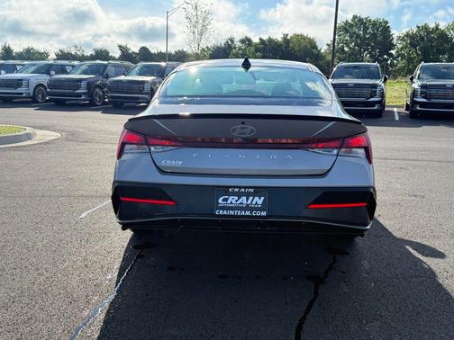 Fluid Metal 2025 Hyundai ELANTRA Sport
