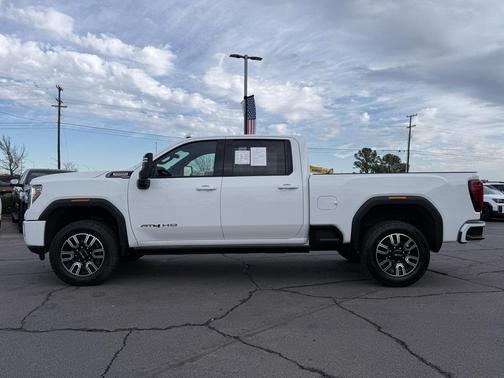2023 GMC Sierra 2500 AT4