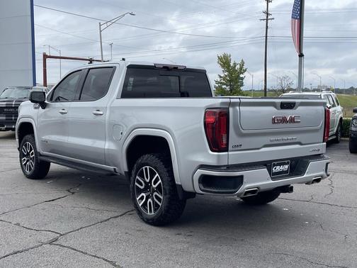 2022 GMC Sierra 1500 AT4