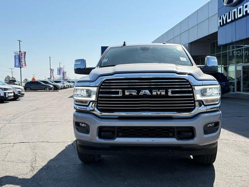 2024 RAM 2500 Laramie Crew Cab 4x4 6'4' Box