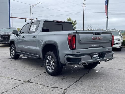 2024 GMC Sierra 1500 AT4