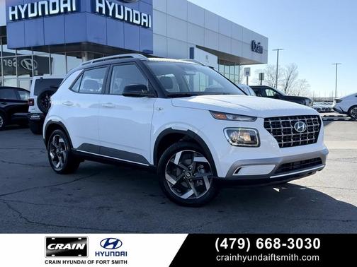 2026 Hyundai VENUE SEL w/Two-Tone Roof