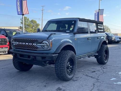 2022 Ford Bronco Badlands