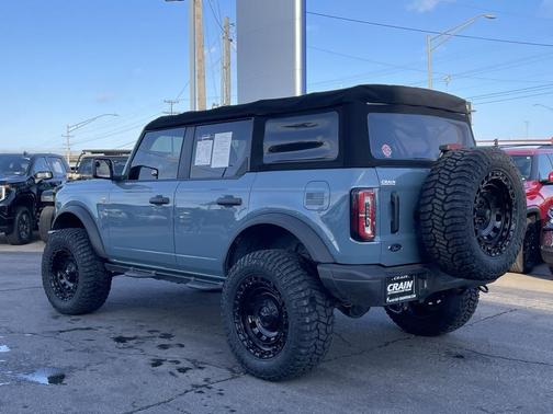 2022 Ford Bronco Badlands