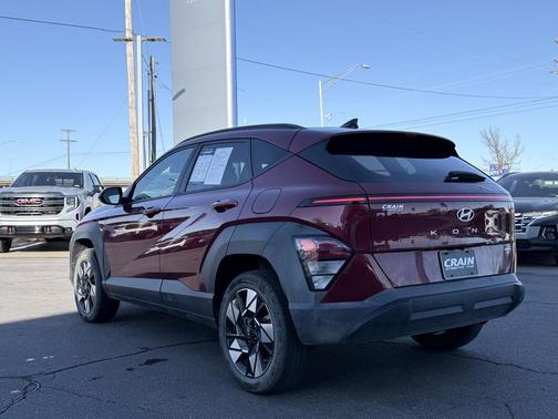 2024 Hyundai KONA SEL
