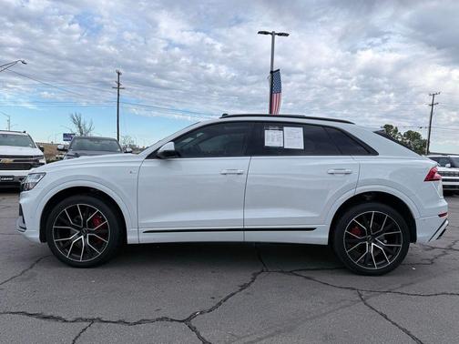 2020 Audi Q8 55 Premium Plus