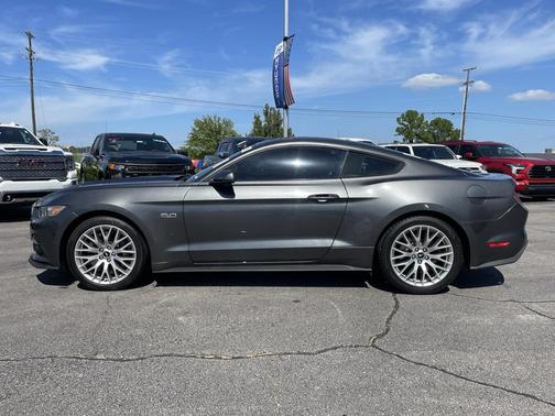 2017 Ford Mustang GT Premium