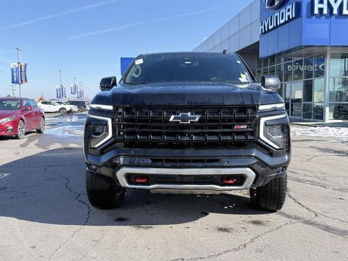 2025 Chevrolet Suburban 4WD Z71