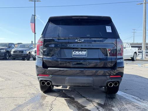 2025 Chevrolet Suburban 4WD Z71