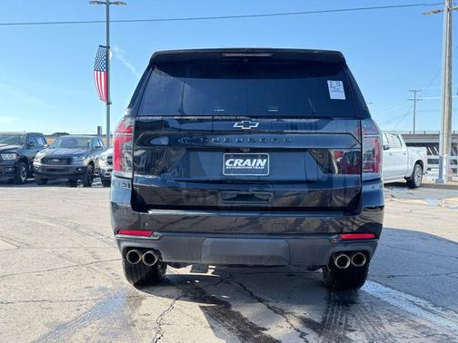 2025 Chevrolet Suburban 4WD Z71