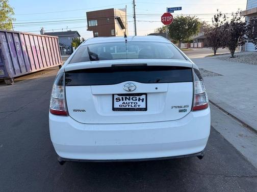 2005 Toyota Prius Base