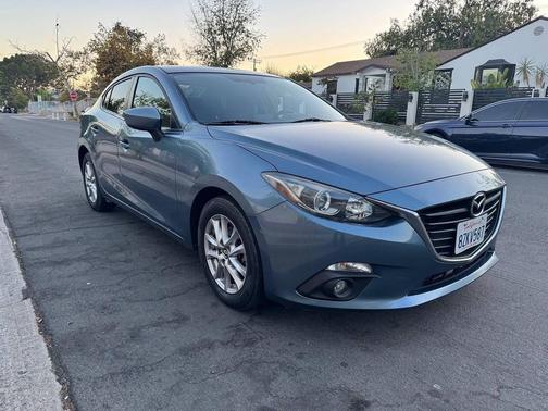 2016 Mazda Mazda3 i Touring