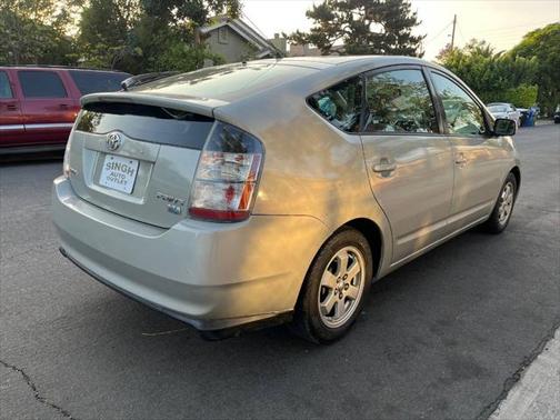 2005 Toyota Prius Base