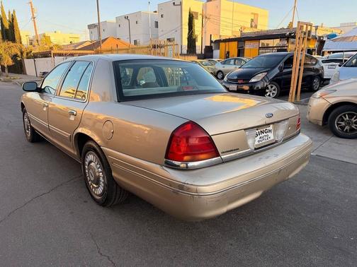 1999 Ford Crown Victoria Police Interceptor