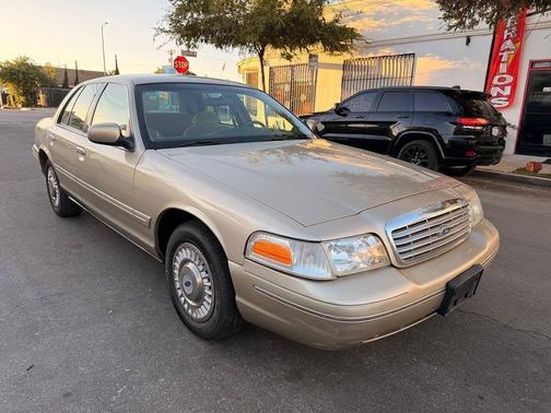 1999 Ford Crown Victoria Police Interceptor