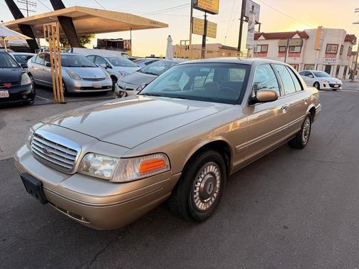 1999 Ford Crown Victoria Police Interceptor