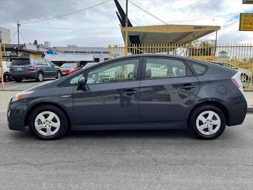 2011 Toyota Prius III