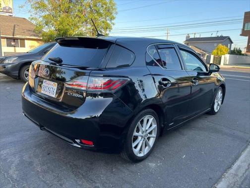 2011 Lexus CT 200h Premium