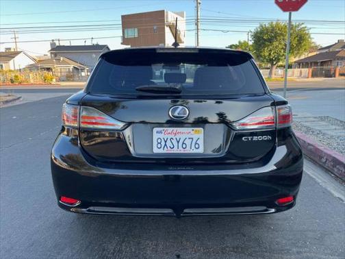 2011 Lexus CT 200h Premium