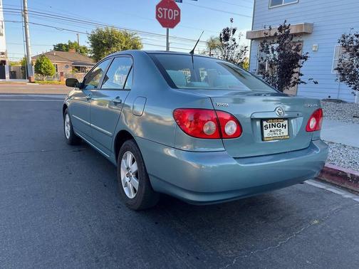 2007 Toyota Corolla LE