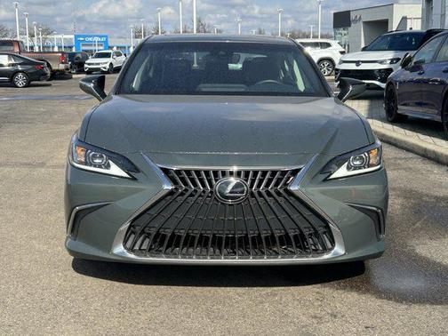 2023 Lexus ES 350 Base