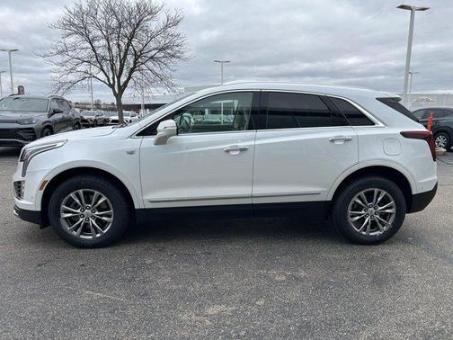 2022 Cadillac XT5 Premium Luxury