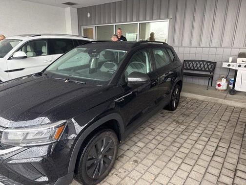 2022 Volkswagen Taos 1.5T S