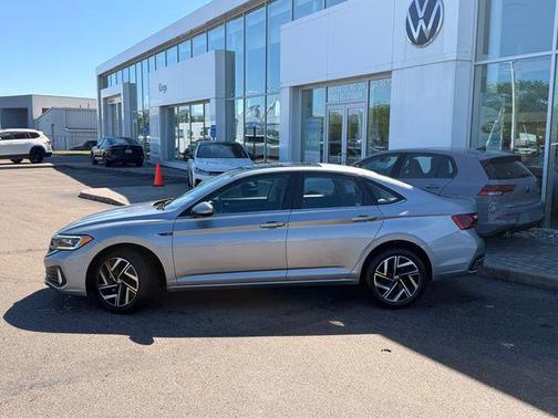 Pyrite Silver Metallic 2023 Volkswagen Jetta 1.5T SEL