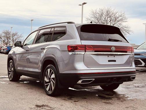 2024 Volkswagen Atlas 2.0T SE w/Technology 4MOTION