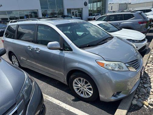 2016 Toyota Sienna Limited