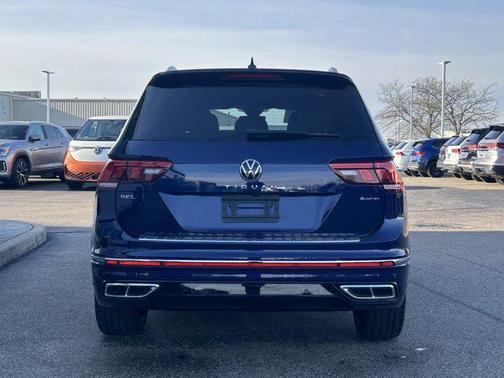 2022 Volkswagen Tiguan 2.0T SEL R-Line 4MOTION