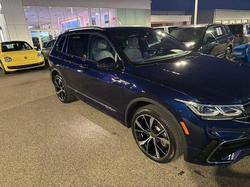 2022 Volkswagen Tiguan 2.0T SEL R-Line 4MOTION