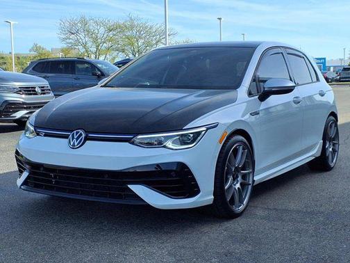 2024 Volkswagen Golf R 2.0T Manual